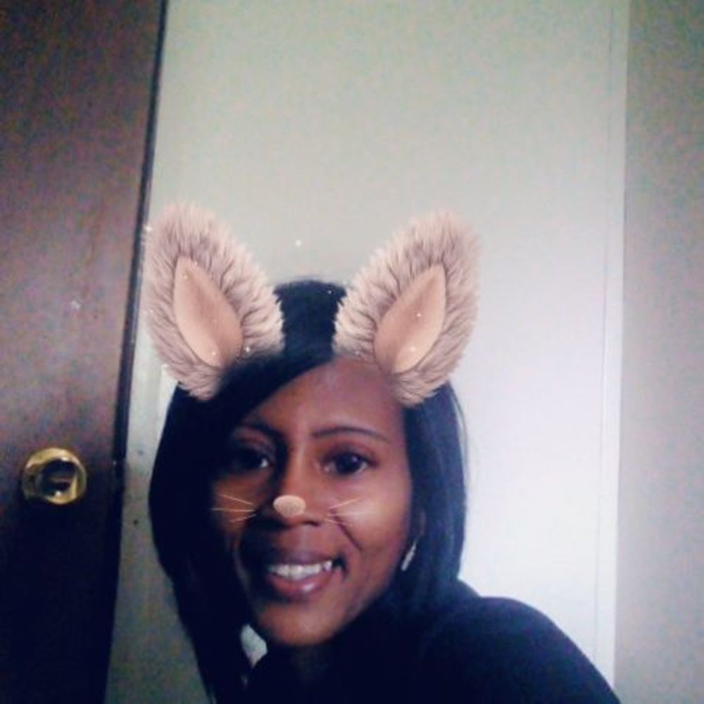 Meet your Posher, Courtney